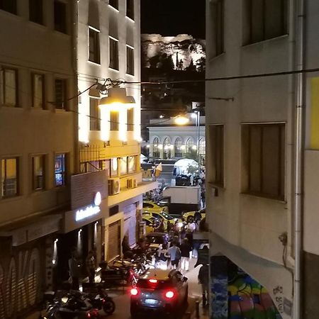 Amazing Apartments @ Monastiraki Subway Station Athen Exterior foto