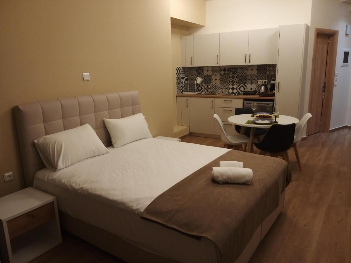 Amazing Apartments @ Monastiraki Subway Station Athen Exterior foto